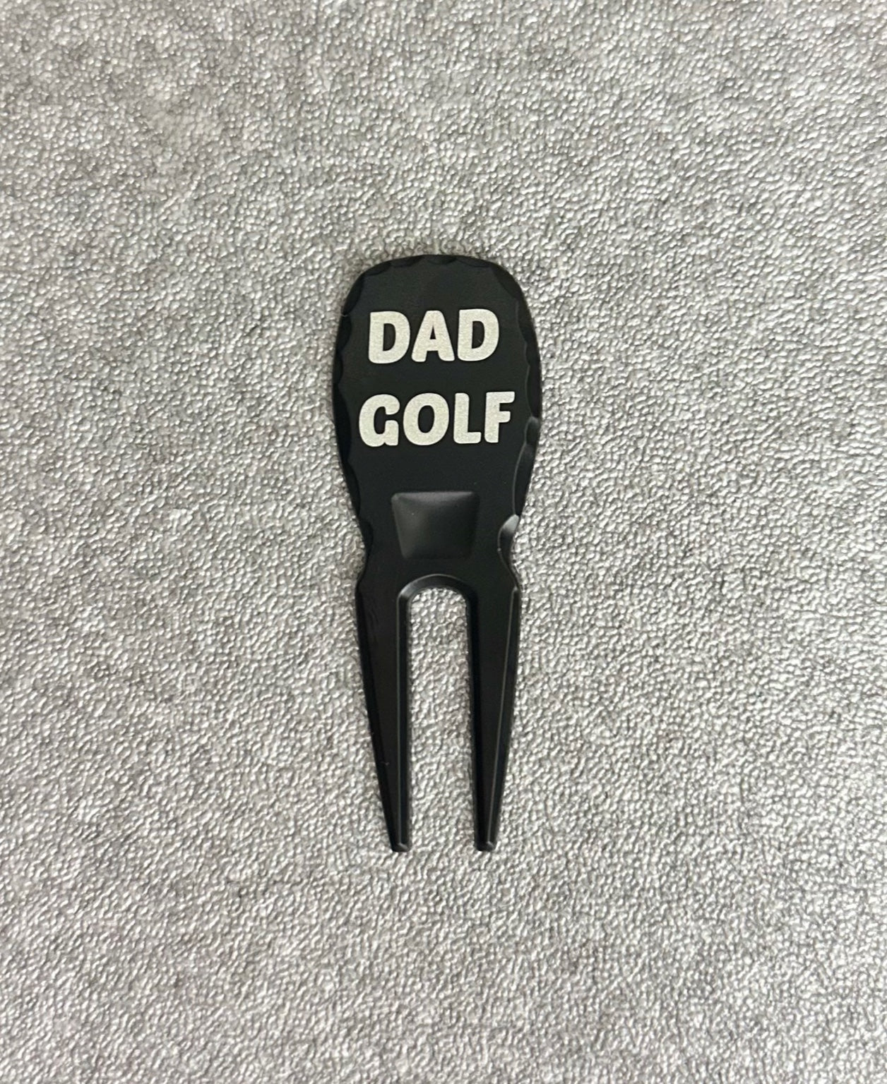 DAD GOLF DIVOT TOOL